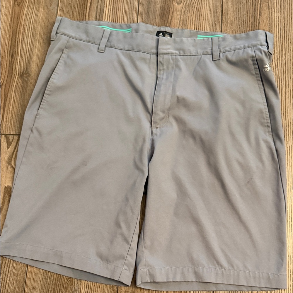 adidas Men's Light Gray Performance Flat-Front Shorts 36